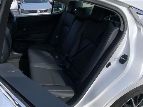 Used 2022 Lexus ES 350 w/ Premium Package image 21