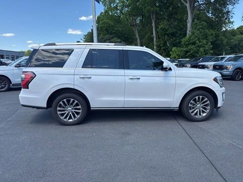 Used 2018 Ford Expedition Limited w/ Equipment Group 301A AWD/4WD image 9