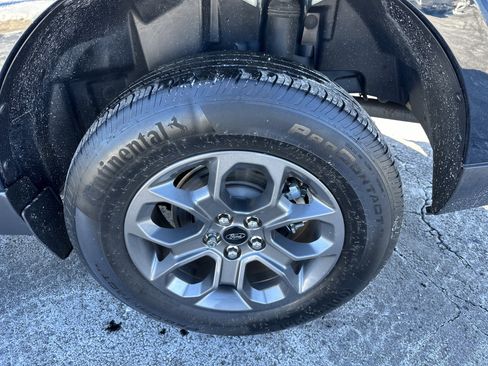 Certified 2023 Ford Maverick XLT image 11