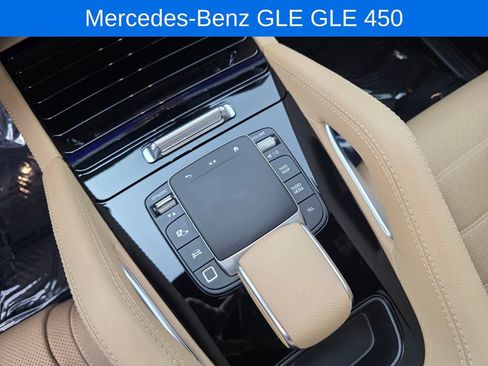 Used 2025 Mercedes-Benz GLE 450 4MATIC image 24