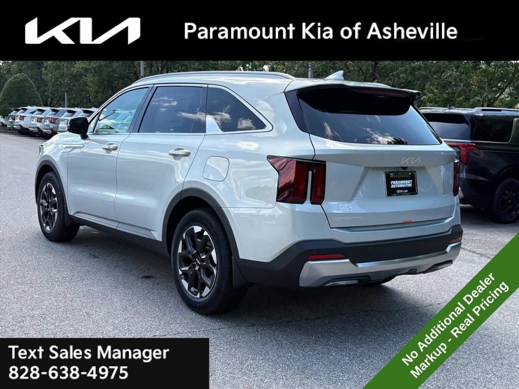 New 2026 Kia Sorento S FWD image 4