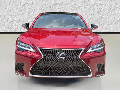 Used 2024 Lexus LS 500 RWD image 8