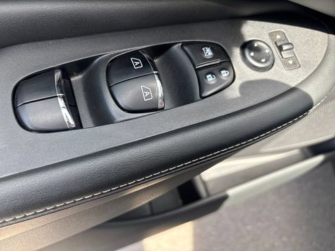 Used 2020 Nissan Murano Platinum AWD/4WD image 12