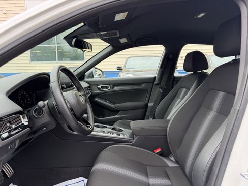 Used 2024 Honda Civic Sport image 14