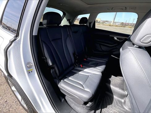 Used 2023 Audi Q7 2.0T Premium Plus AWD/4WD image 19