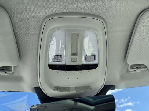 Used 2023 Volvo XC90 B5 Core w/ Protection Package Premier image 30