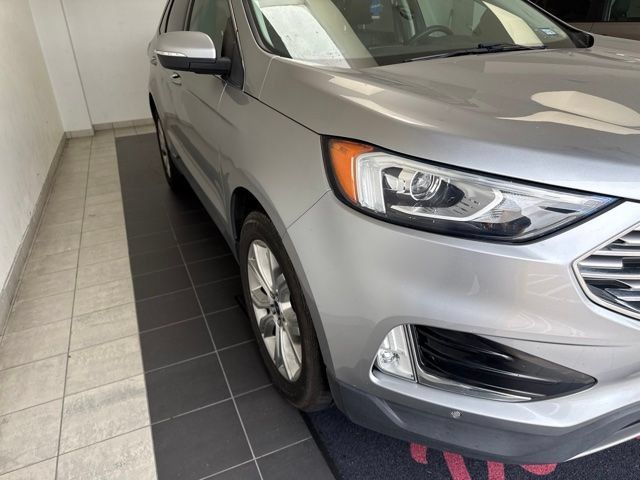 Used 2021 Ford Edge Titanium w/ Cargo Accessory Package AWD/4WD image 5