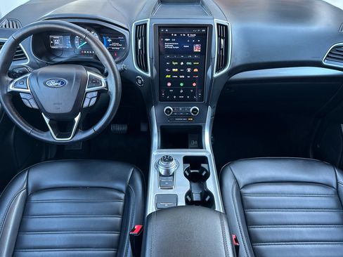 Used 2024 Ford Edge SEL image 13
