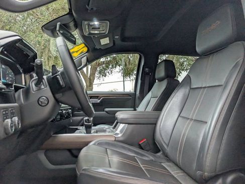 Used 2024 Chevrolet Silverado 1500 High Country w/ Z71 Off-Road Package image 16