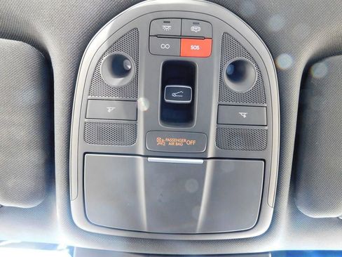 Used 2025 Genesis G70 3.3T Advanced image 26