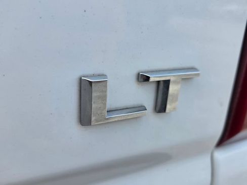 Used 2021 Chevrolet Silverado 2500 LT w/ Convenience Package RWD image 12