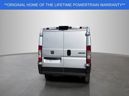 New 2026 RAM ProMaster 1500 w/ Convenience Group FWD image 4
