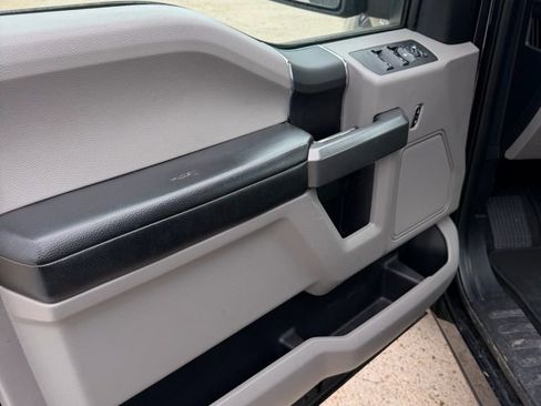 Used 2018 Ford F150 XLT image 12