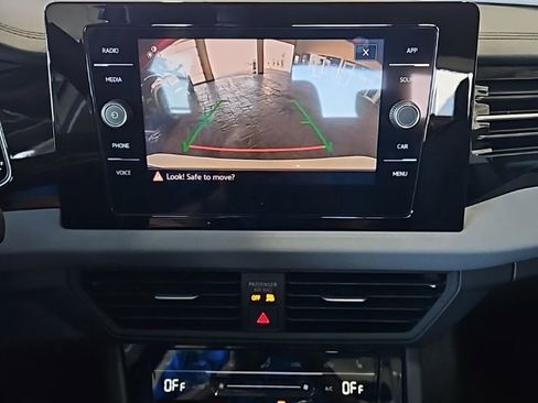 New 2026 Volkswagen Jetta SE image 31