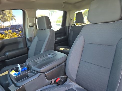 Used 2024 Chevrolet Silverado 1500 Custom image 11