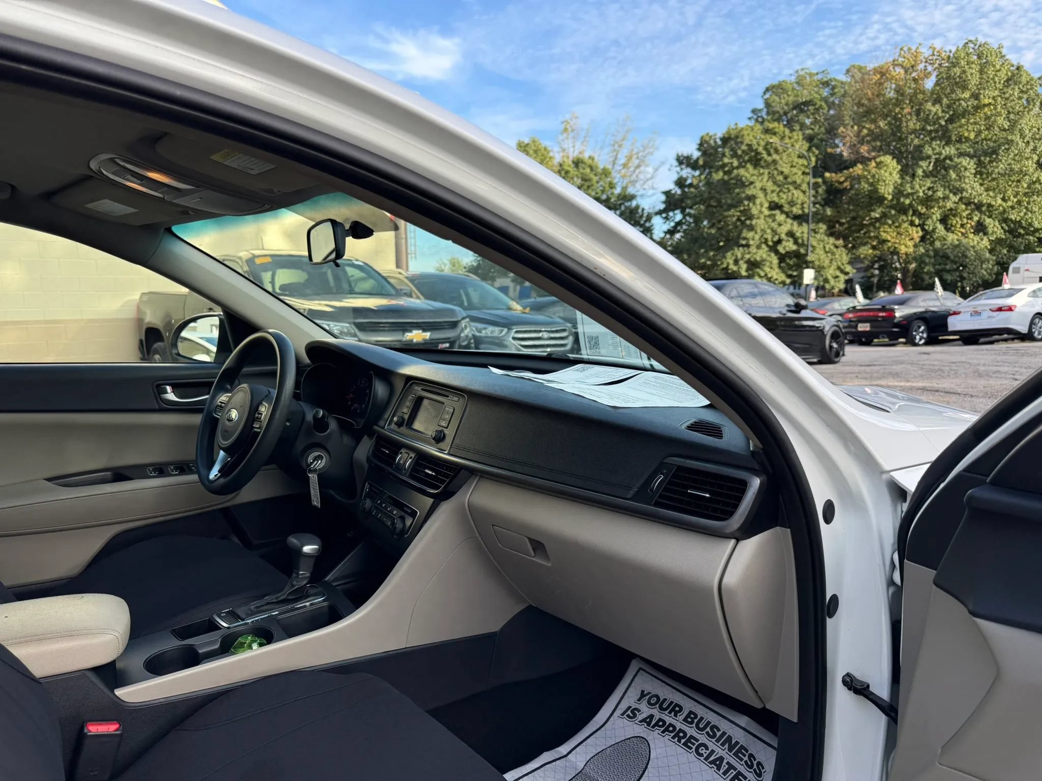 Used 2016 Kia Optima LX FWD image 19