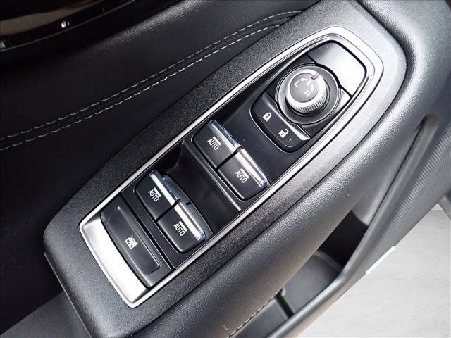 Certified 2025 Subaru Outback Limited AWD/4WD image 18