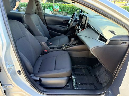 Used 2026 Toyota Corolla LE FWD image 15
