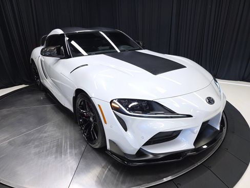 Used 2020 Toyota Supra Premium w/ Driver Assist Package RWD image 8