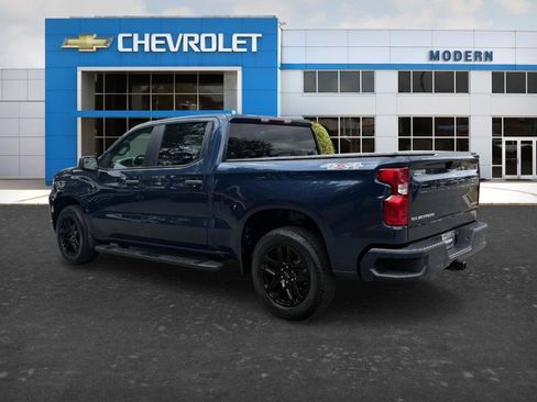 Used 2022 Chevrolet Silverado 1500 Custom AWD/4WD image 3