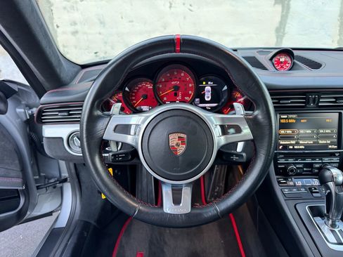 Used 2015 Porsche 911 GT3 RWD image 32