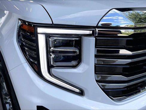 Used 2025 GMC Sierra 1500 SLT RWD image 23
