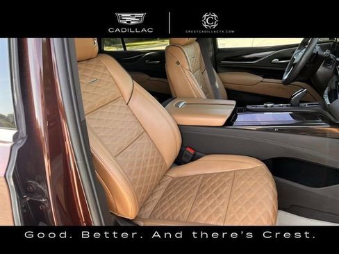 Used 2023 Cadillac Escalade Premium Luxury w/ Performance Package AWD/4WD image 26