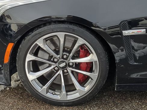 Used 2016 Cadillac CTS V w/ Luxury Package image 19