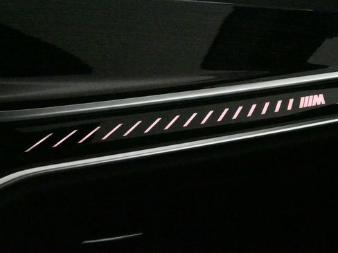 Used 2025 BMW X5 M60i w/ Executive Package image 27