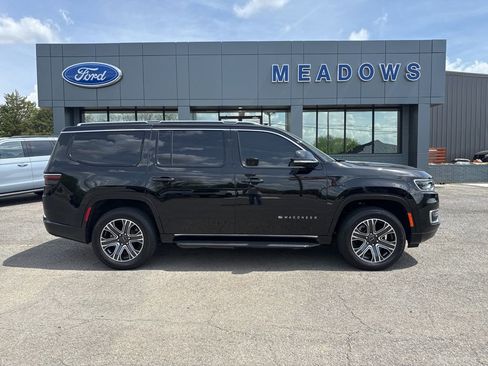 Used 2025 Jeep Wagoneer Series II image 7