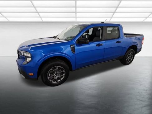 New 2026 Ford Maverick XLT w/ XLT Luxury Package AWD/4WD image 3