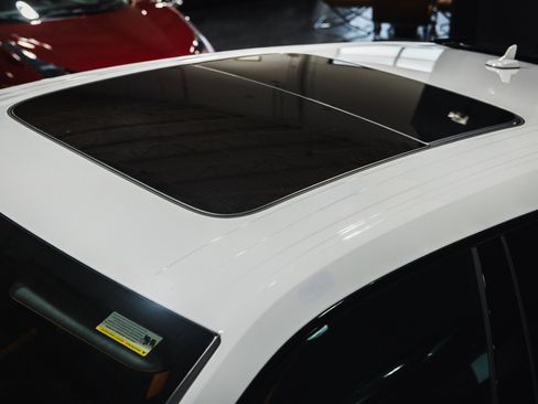 Used 2023 Lamborghini Urus Performante image 24