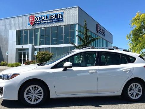 Used 2018 Subaru Impreza 2.0i Premium w/ Popular Package #2 AWD/4WD image 9