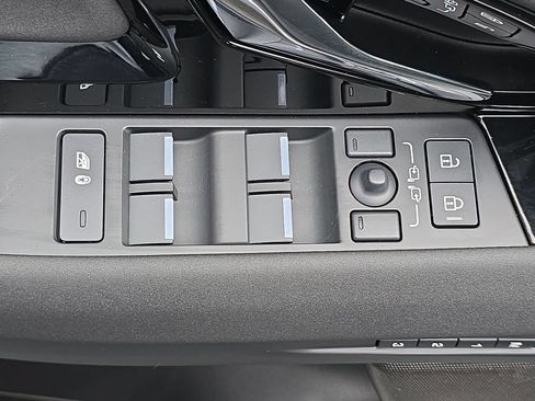 New 2026 Land Rover Range Rover Evoque S AWD/4WD image 29
