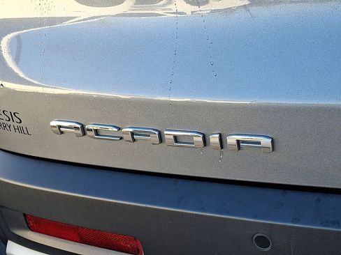 Used 2020 GMC Acadia SLE w/ LPO, Floor Liner Package image 30