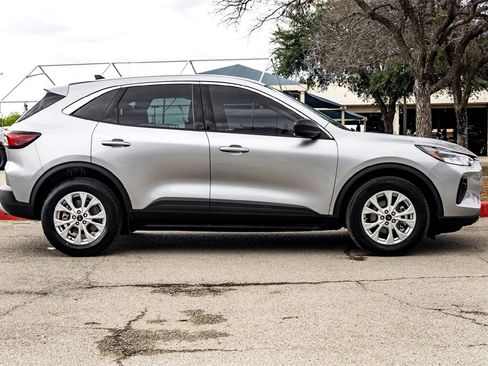 Used 2023 Ford Escape Active image 4