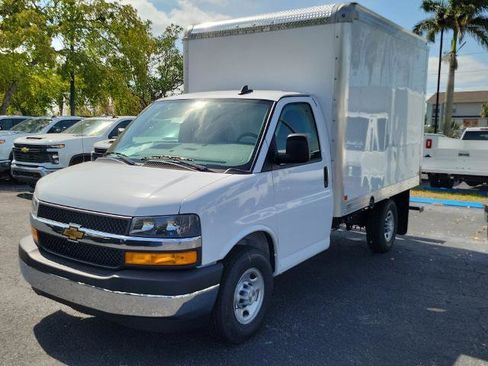 New 2025 Chevrolet Express 3500 w/ Power Convenience Package image 2