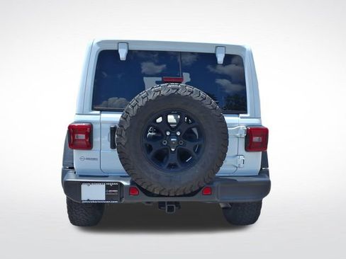 Used 2023 Jeep Wrangler Unlimited Rubicon 4xe w/ Cold Weather Group AWD/4WD image 17