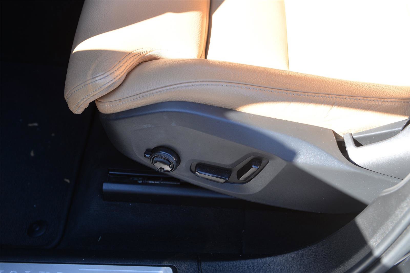 Used 2019 Volvo XC60 T5 Inscription AWD/4WD image 25