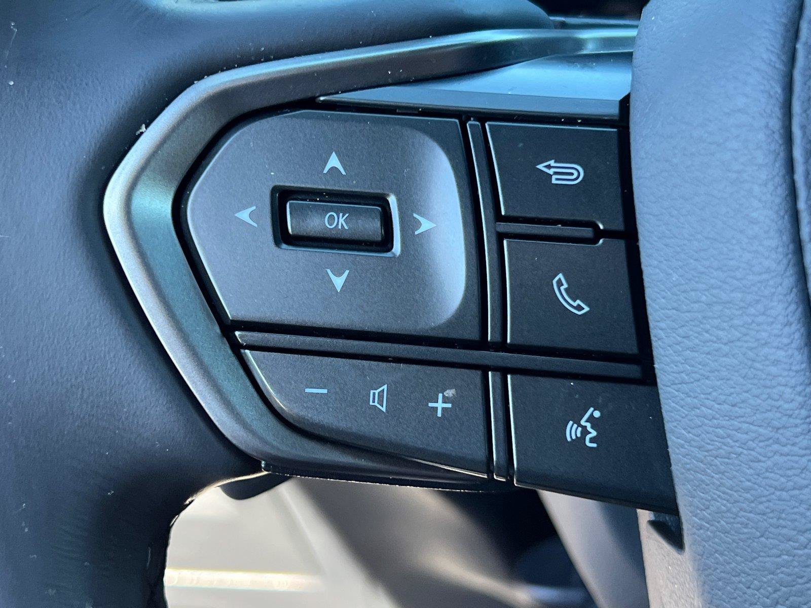 Certified 2025 Lexus NX 250 FWD w/ Accessory Package (Z1) image 18