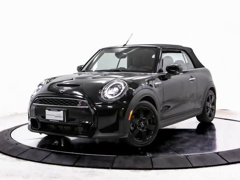 Used 2022 MINI Cooper S image 1
