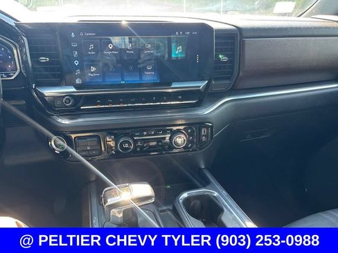 Used 2023 Chevrolet Silverado 1500 High Country w/ Technology Package AWD/4WD image 16