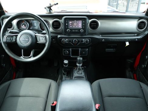 Used 2020 Jeep Wrangler Unlimited Sport image 21