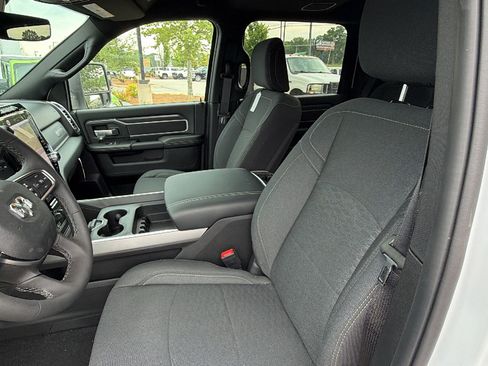 New 2026 RAM 2500 Big Horn AWD/4WD image 16