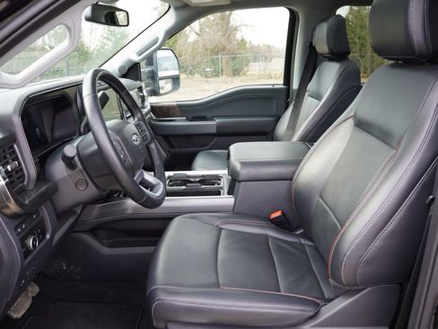 Used 2024 Ford F350 Lariat w/ Sport Appearance Package image 6