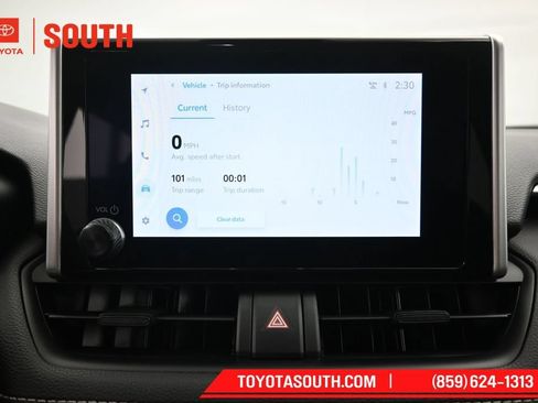 Used 2025 Toyota RAV4 XLE AWD/4WD image 16