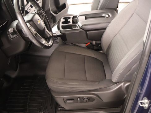 Used 2021 Chevrolet Silverado 1500 LT AWD/4WD image 11