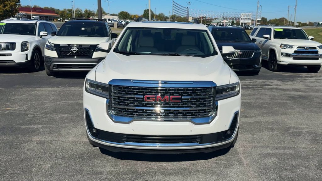 Used 2022 GMC Acadia Denali w/ Denali Ultimate Package AWD/4WD image 2