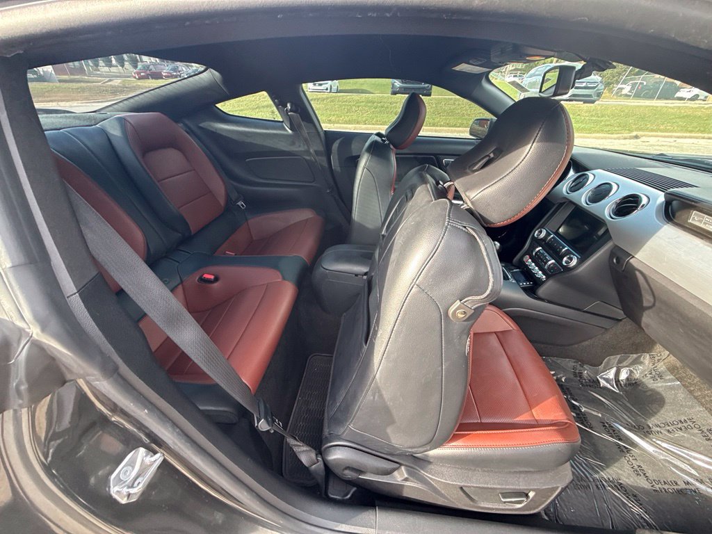 Used 2017 Ford Mustang GT Premium w/ Equipment Group 401A RWD image 35
