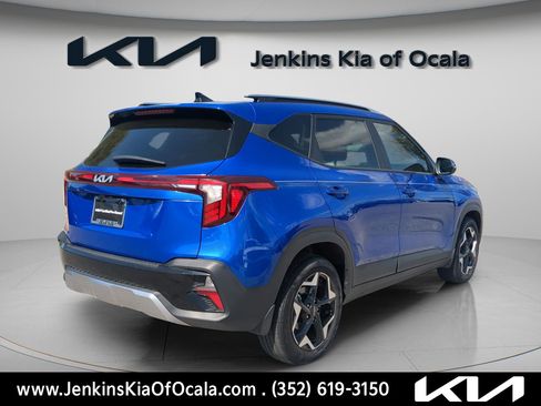Certified 2025 Kia Seltos S image 5